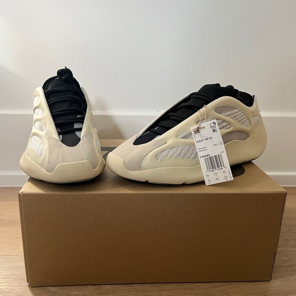 adidas Yeezy 700 V3 Azael Sneakers Tennis Shoes NEW